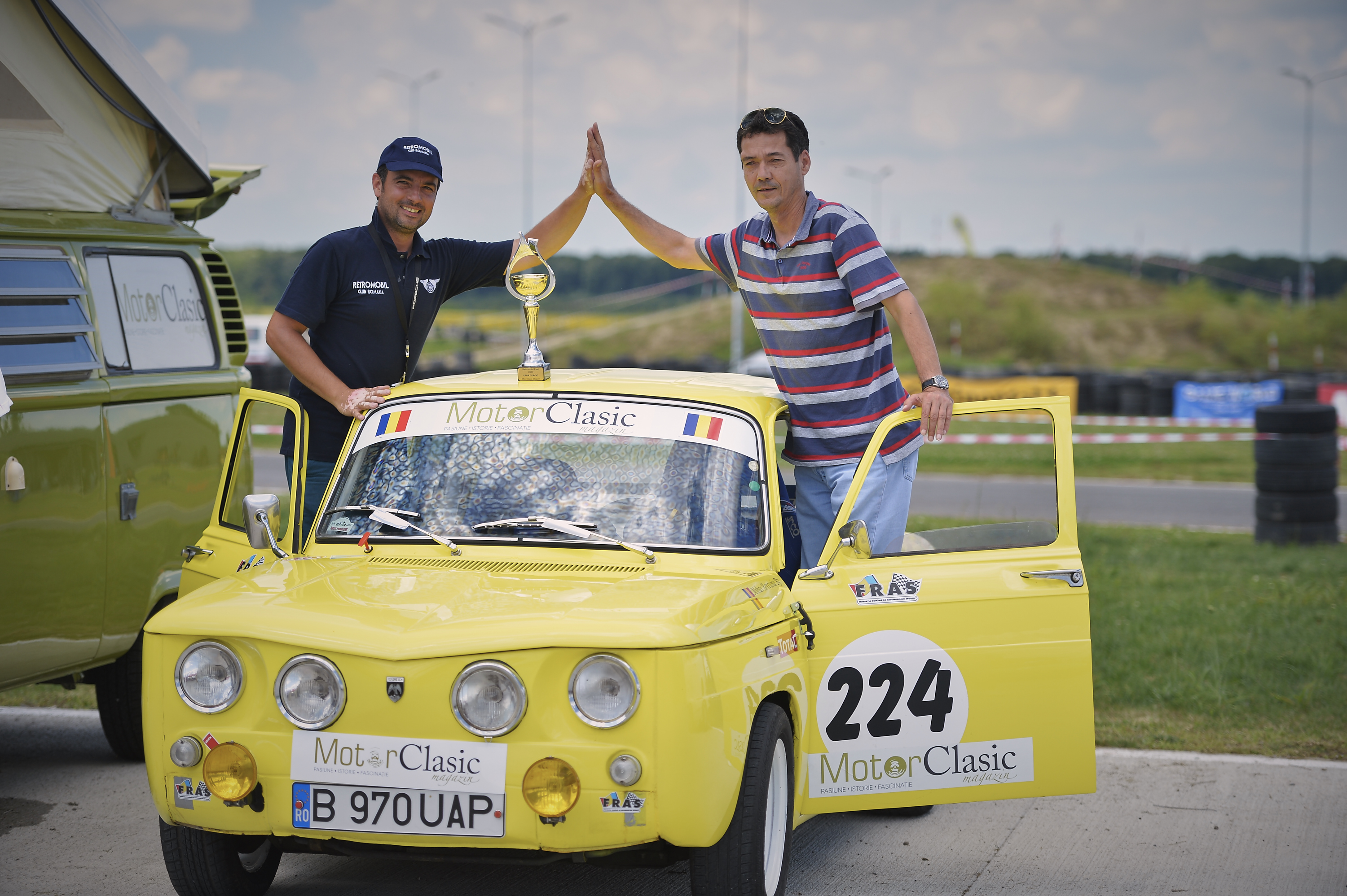 Adrian Dragan și Mihai Bercioiu, trofeul „Efort Eroic” Motor Clasic Magazin