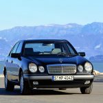 Mercedes Clasa E W210 un sfert de secol de la debut
